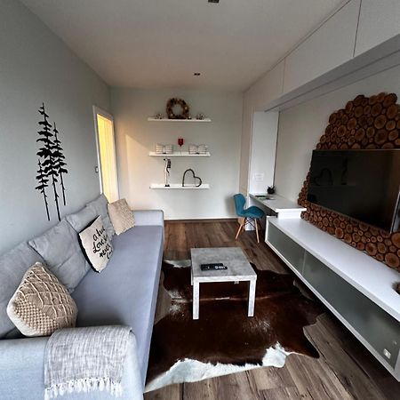 We Apartment - Close To The Center & City View, Self Check-In 24H Banska Bystrica Luaran gambar
