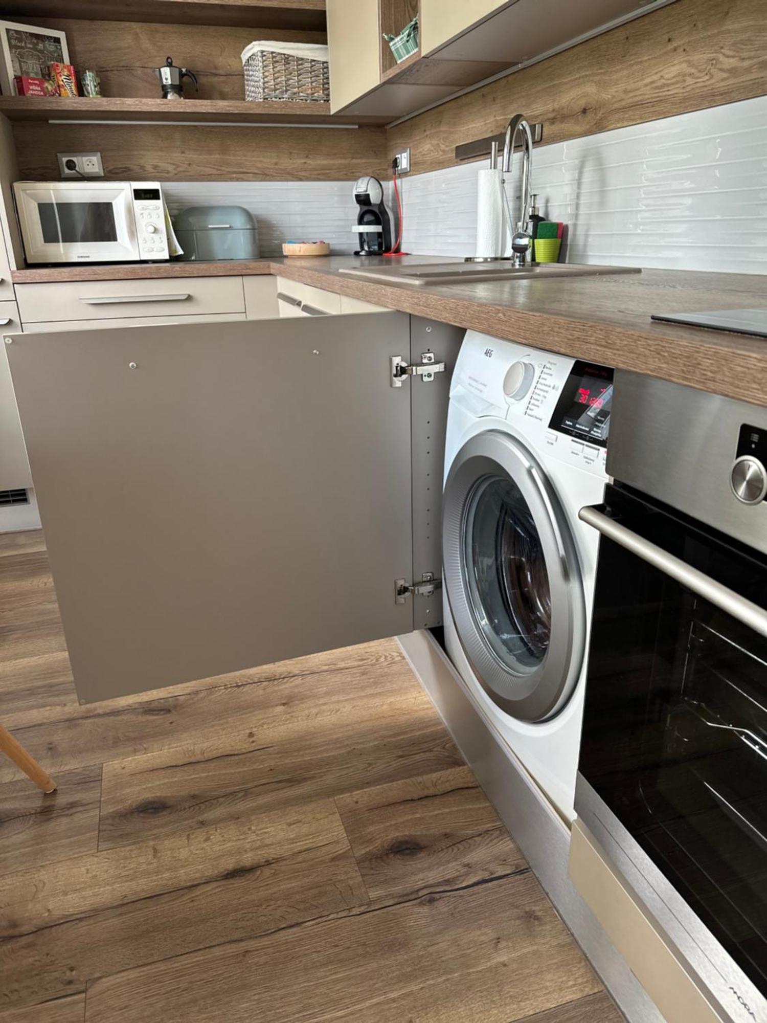 We Apartment - Close To The Center & City View, Self Check-In 24H Banska Bystrica Luaran gambar
