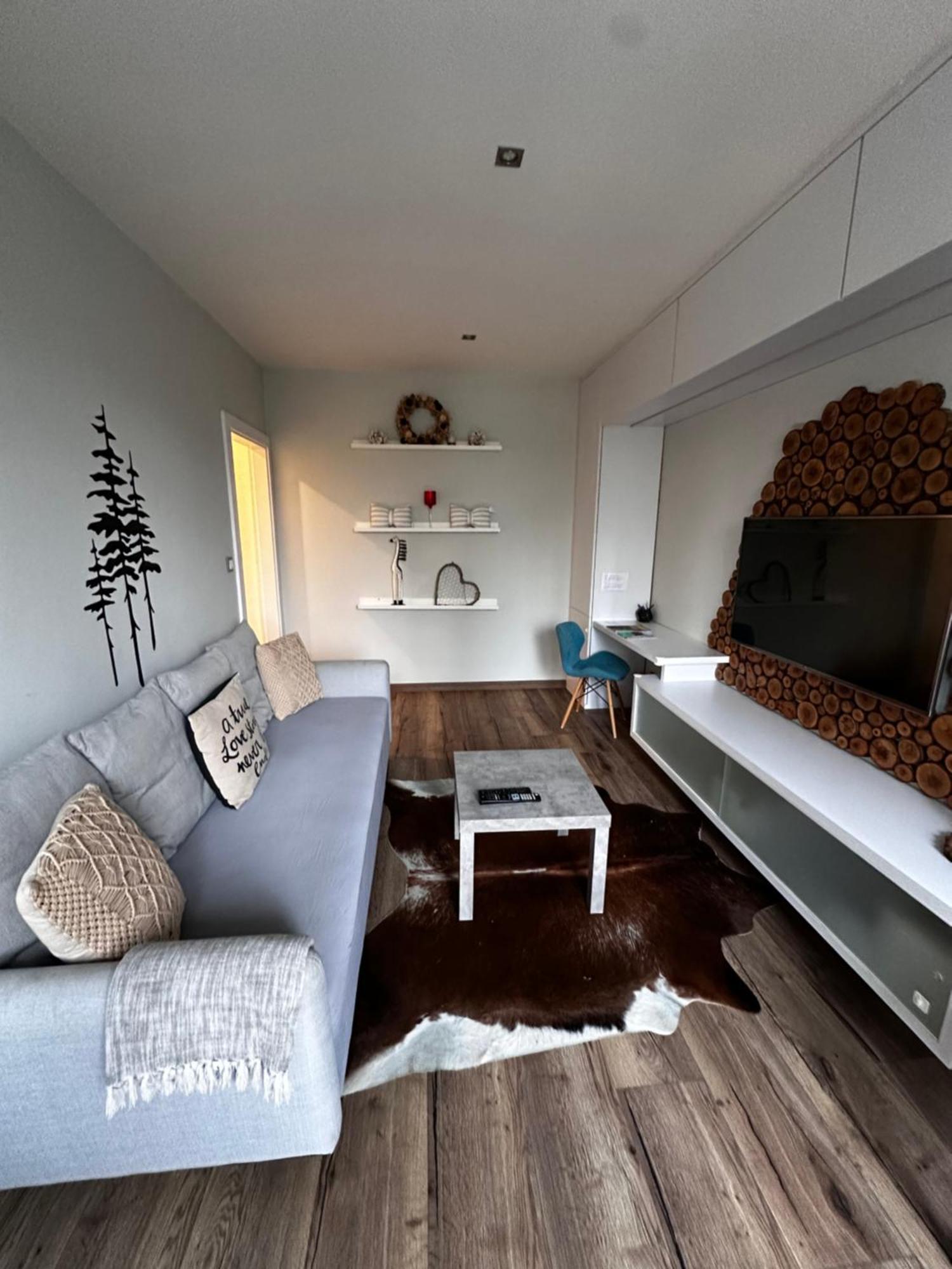 We Apartment - Close To The Center & City View, Self Check-In 24H Banska Bystrica Luaran gambar